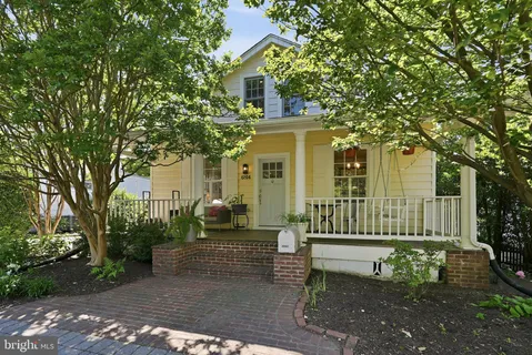 $1,246,000 | 6814 Brookville Road, Chevy Chase, MD 20815