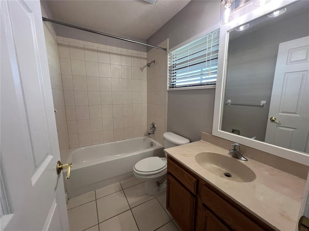 614 Yardarm Drive, Unit 7 Apollo Beach, FL 33572 - Photo 16 of 27