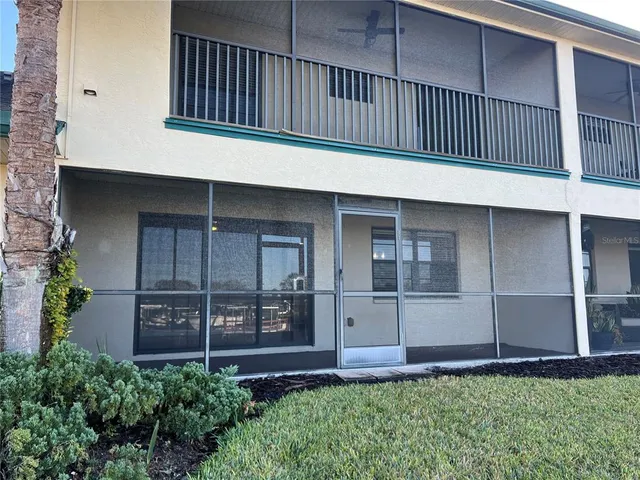 $364,900 | 614 Yardarm Drive, Unit 7, Apollo Beach, FL 33572