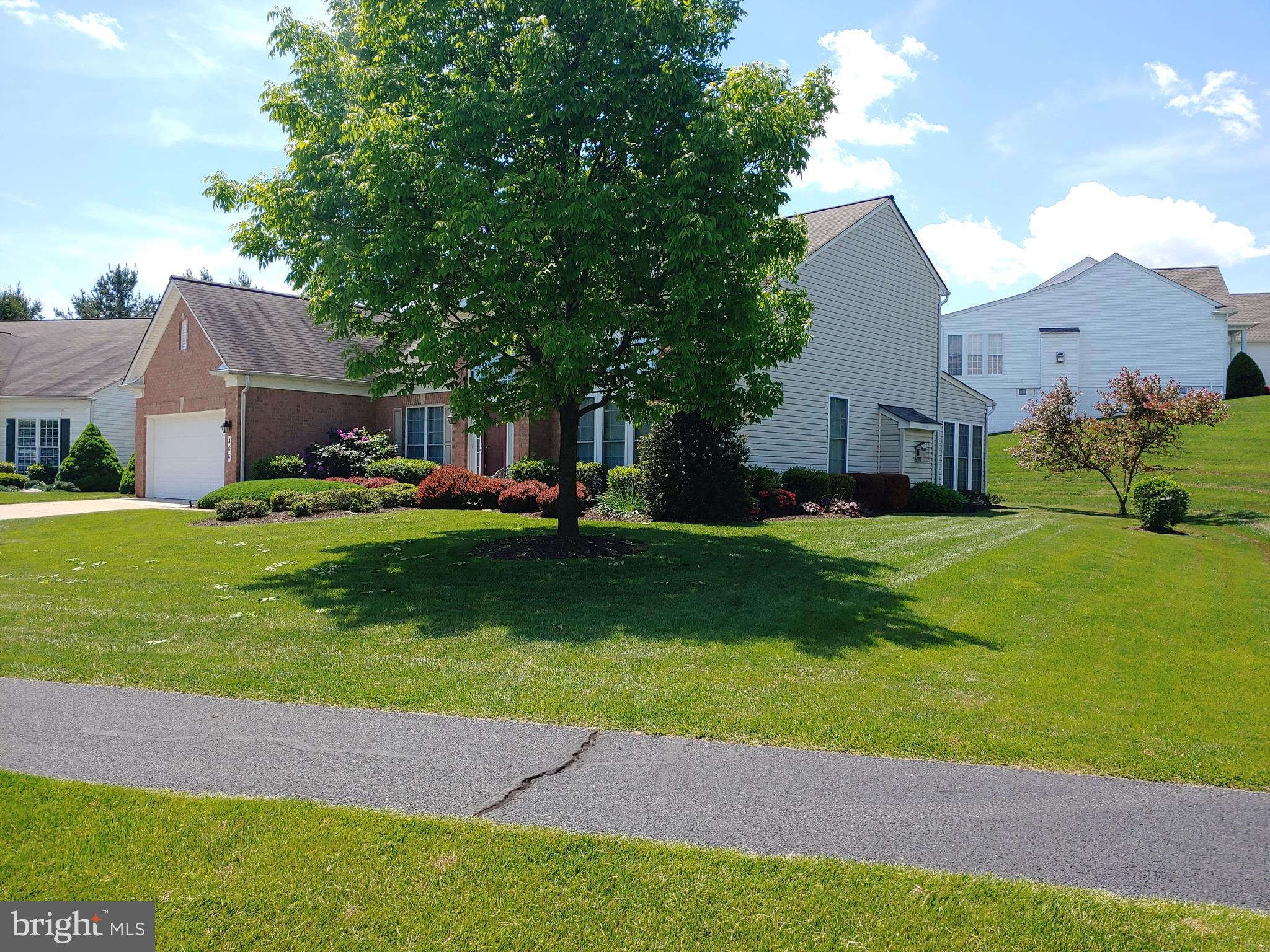 406 High Earls Road Westminster, MD 21158 - Photo 3 of 40 Spacious corner lot