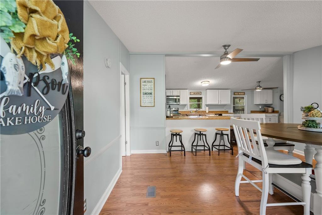 679 Suttles Road Martin, GA 30557 - Photo 4 of 29