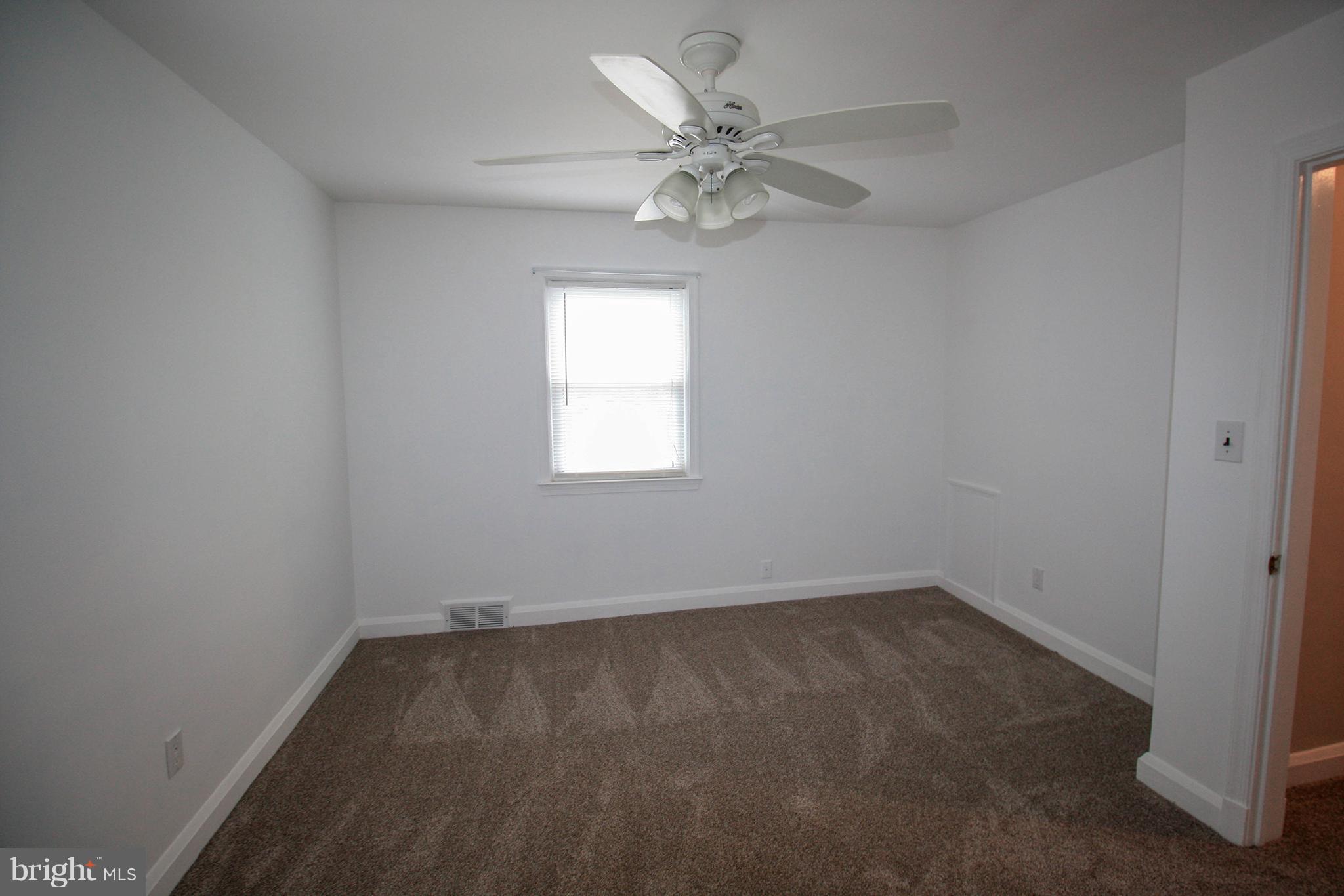 5612 Braxfield Road Baltimore, MD 21227 - Photo 16 of 30 Bedroom
