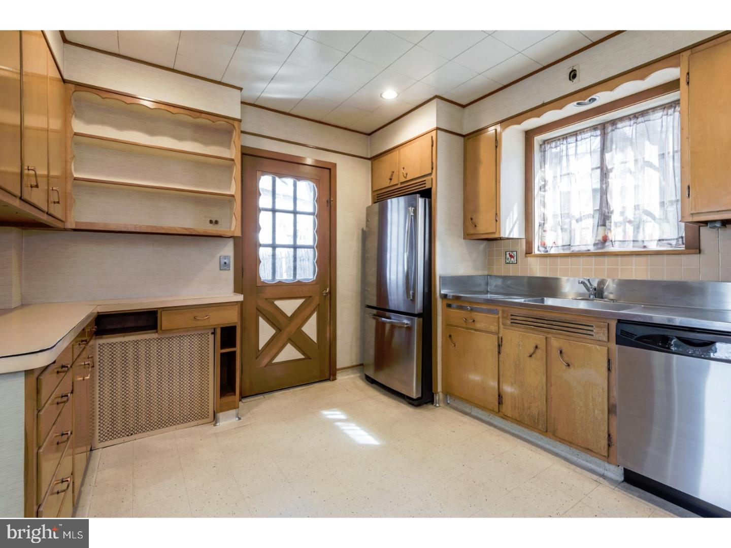 507 Waring Road Elkins Park, PA 19027 - Photo 6 of 25 Kitchen