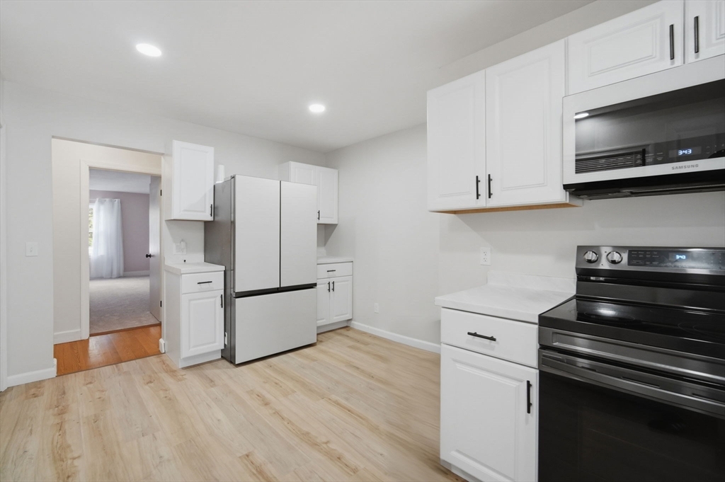 85 Granville Road Westfield, MA 01085 - Photo 14 of 41