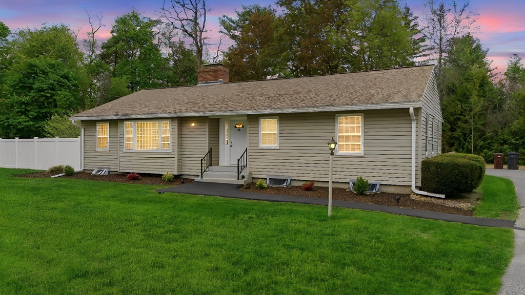 85 Granville Road Westfield, MA 01085 - Photo 2 of 41