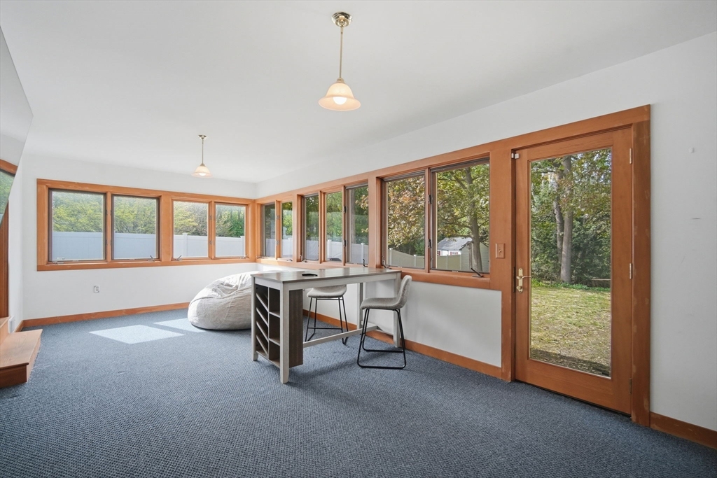 85 Granville Road Westfield, MA 01085 - Photo 22 of 41
