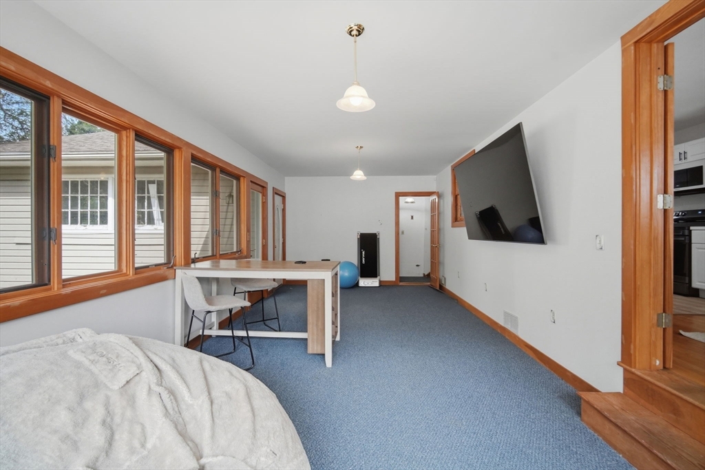 85 Granville Road Westfield, MA 01085 - Photo 23 of 41