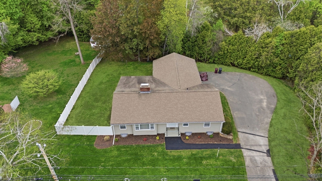 85 Granville Road Westfield, MA 01085 - Photo 3 of 41