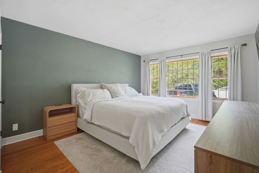 85 Granville Road Westfield, MA 01085 - Photo 31 of 41