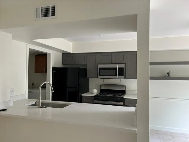 $1,395 | 5903 Cougar Drive, Unit B, Austin, TX 78745