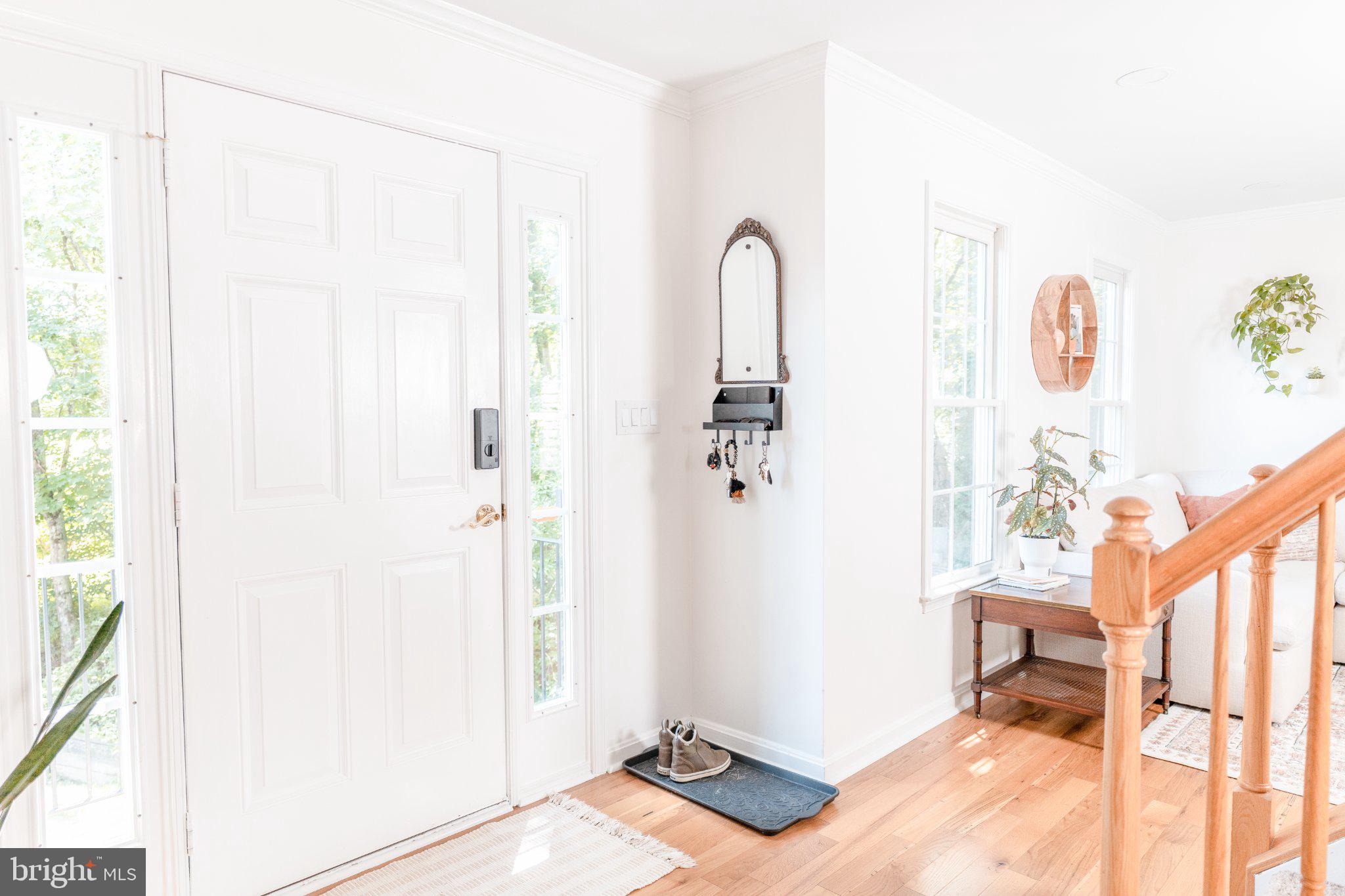 73 Village Grove Road Fredericksburg, VA 22406 - Photo 15 of 34 Bright and inviting entryway charm.