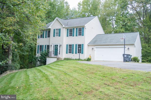 73 Village Grove Road Fredericksburg, VA 22406 - Photo 32 of 34 Charming home nestled in nature's embrace.