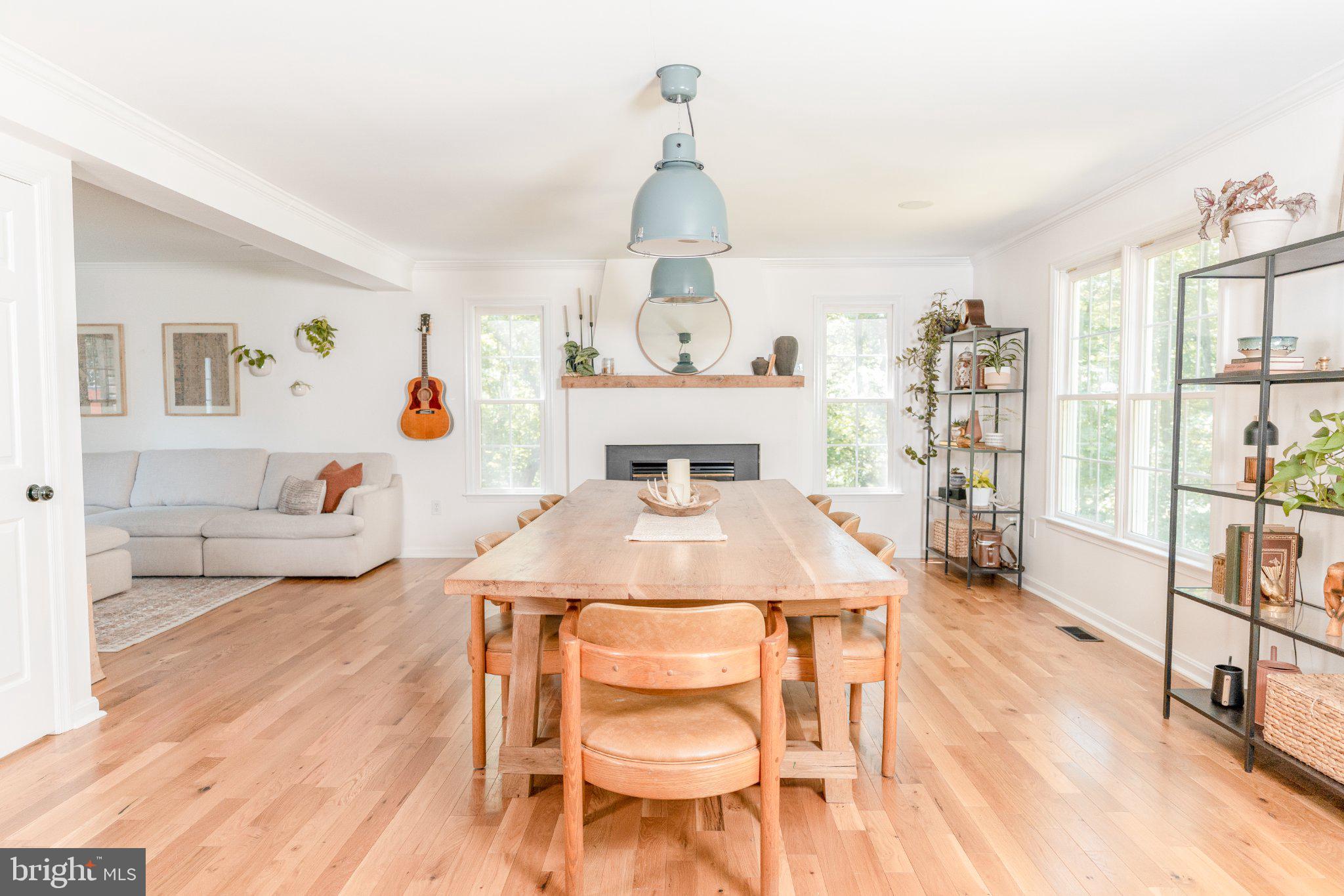 73 Village Grove Road Fredericksburg, VA 22406 - Photo 7 of 34 Bright and airy dining space.