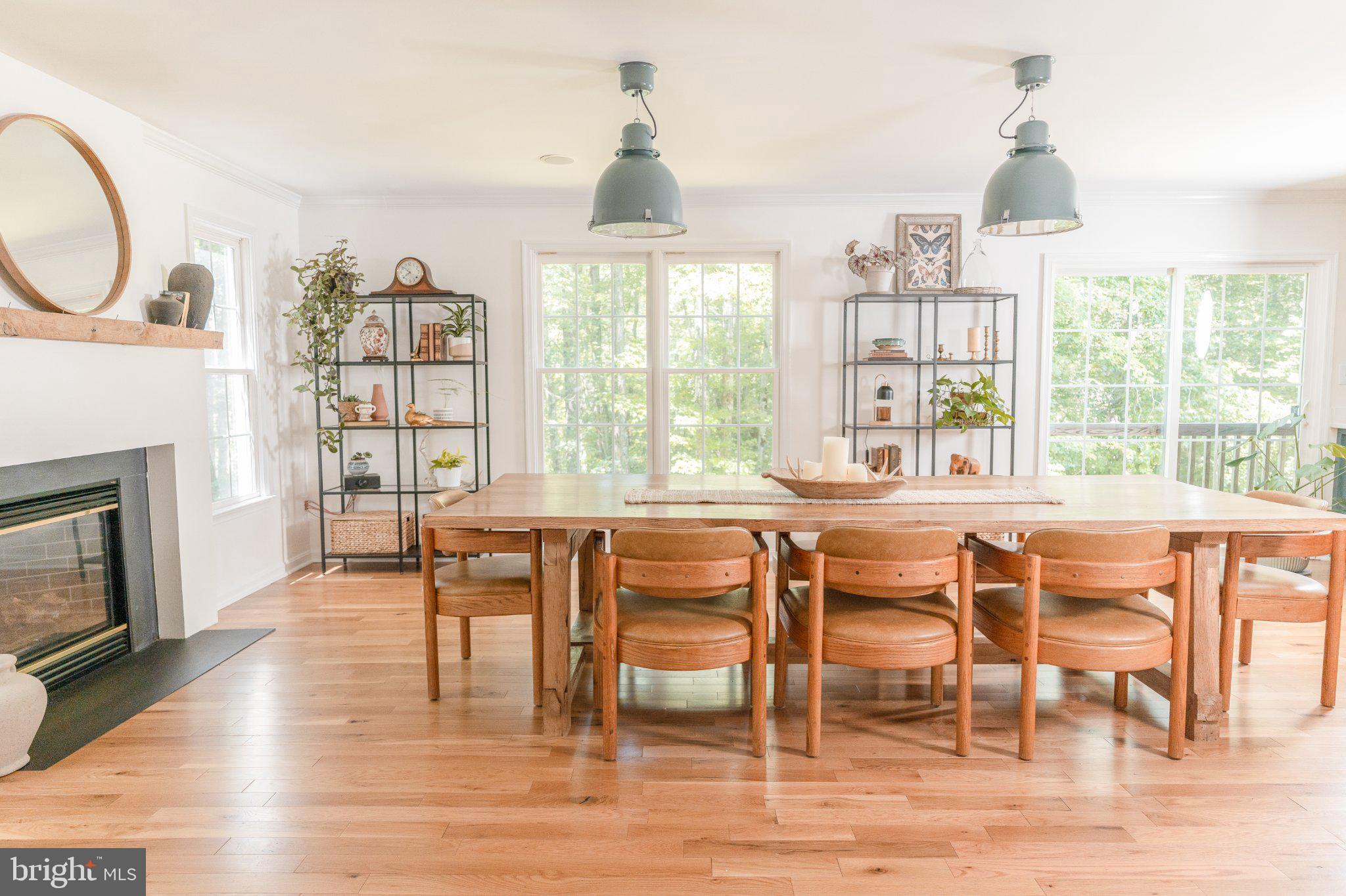 73 Village Grove Road Fredericksburg, VA 22406 - Photo 8 of 34 Bright and airy dining space awaits.