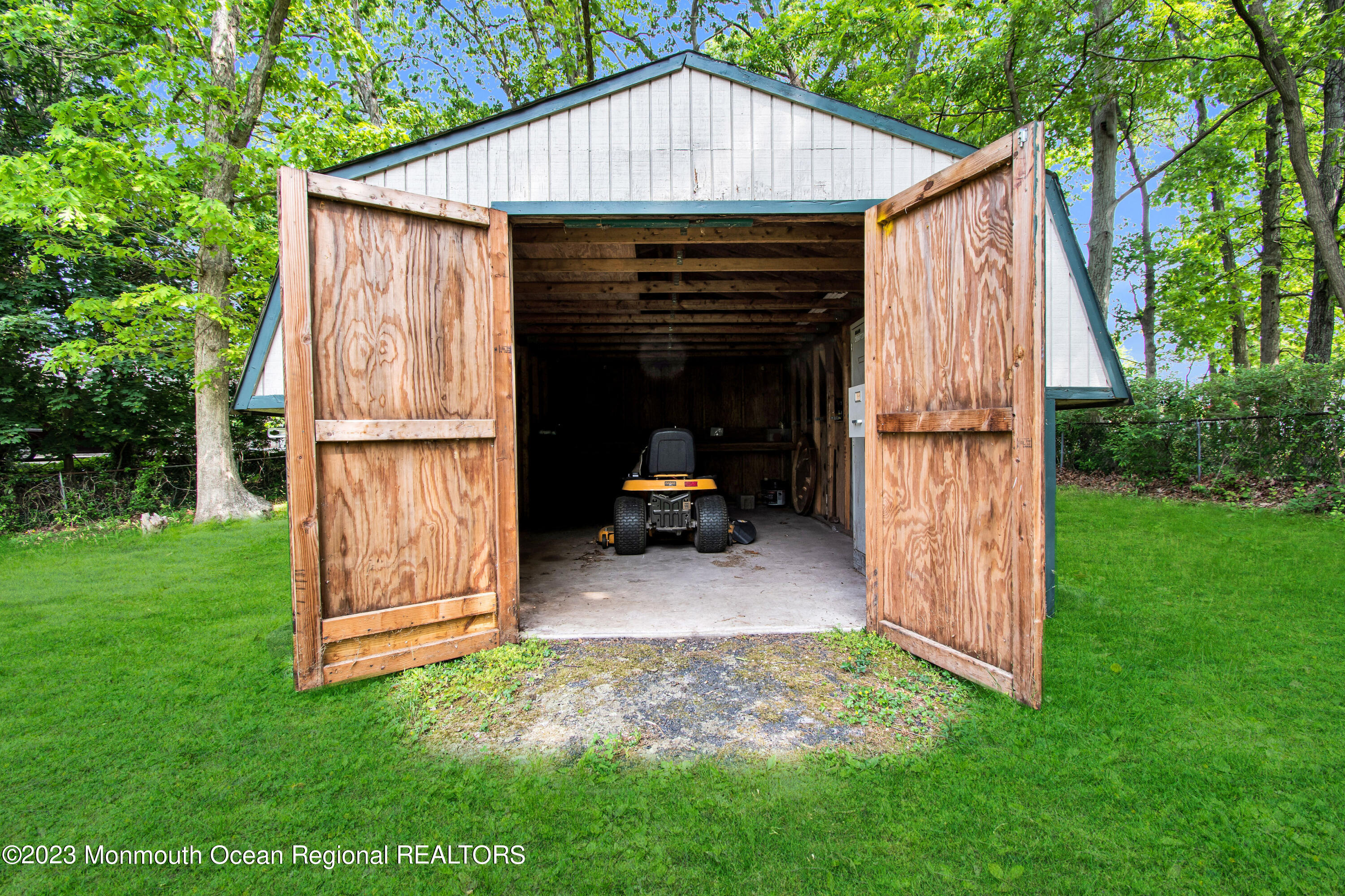 3 Redwood Road Howell, NJ 07731 - Photo 30 of 30 30