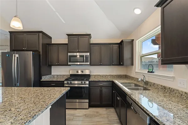 $2,150 | 2230 Spoonbill Drive, Corpus Christi, TX 78414
