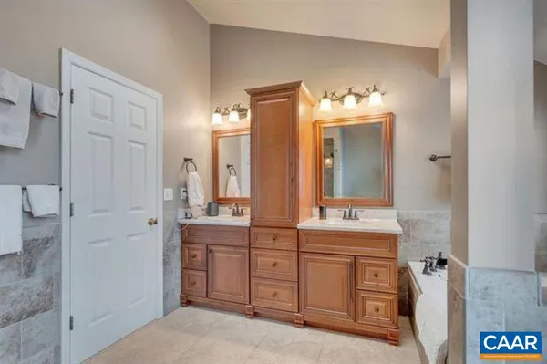 $3,800 | 1150 River Oaks Lane, Charlottesville, VA 22901