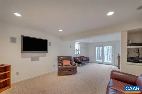 $3,800 | 1150 River Oaks Lane, Charlottesville, VA 22901