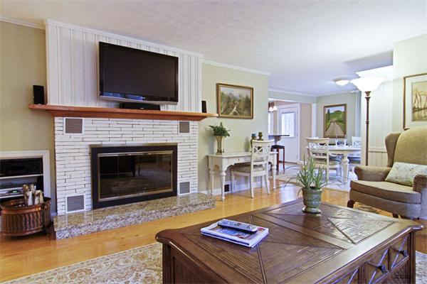 52 Forest Street Upton, MA 01568 - Photo 15 of 30 Gallery Image 15