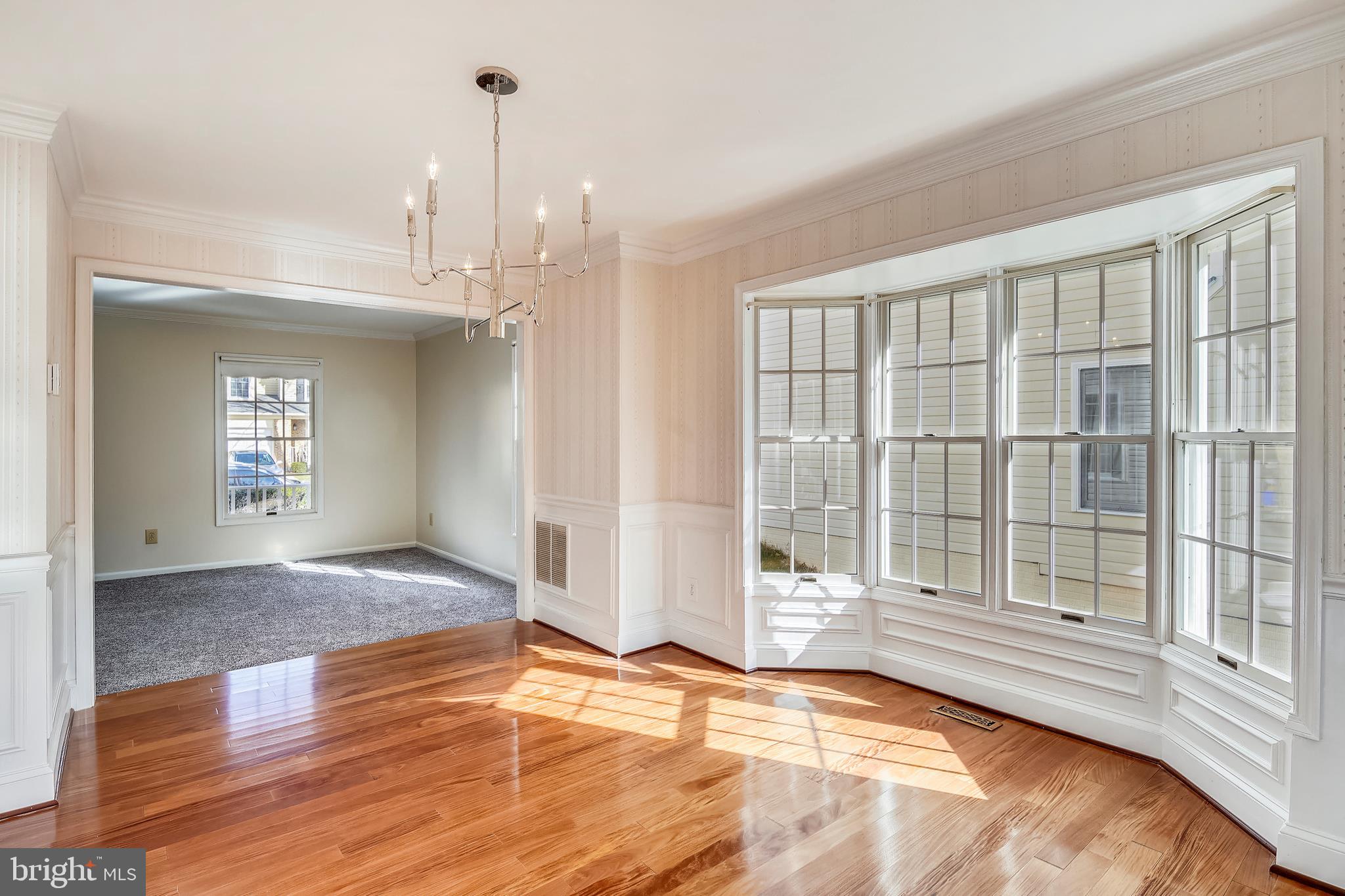 18824 Falling Star Road Germantown, MD 20874 - Photo 21 of 78 Dining room with gleaming hardwood floors.