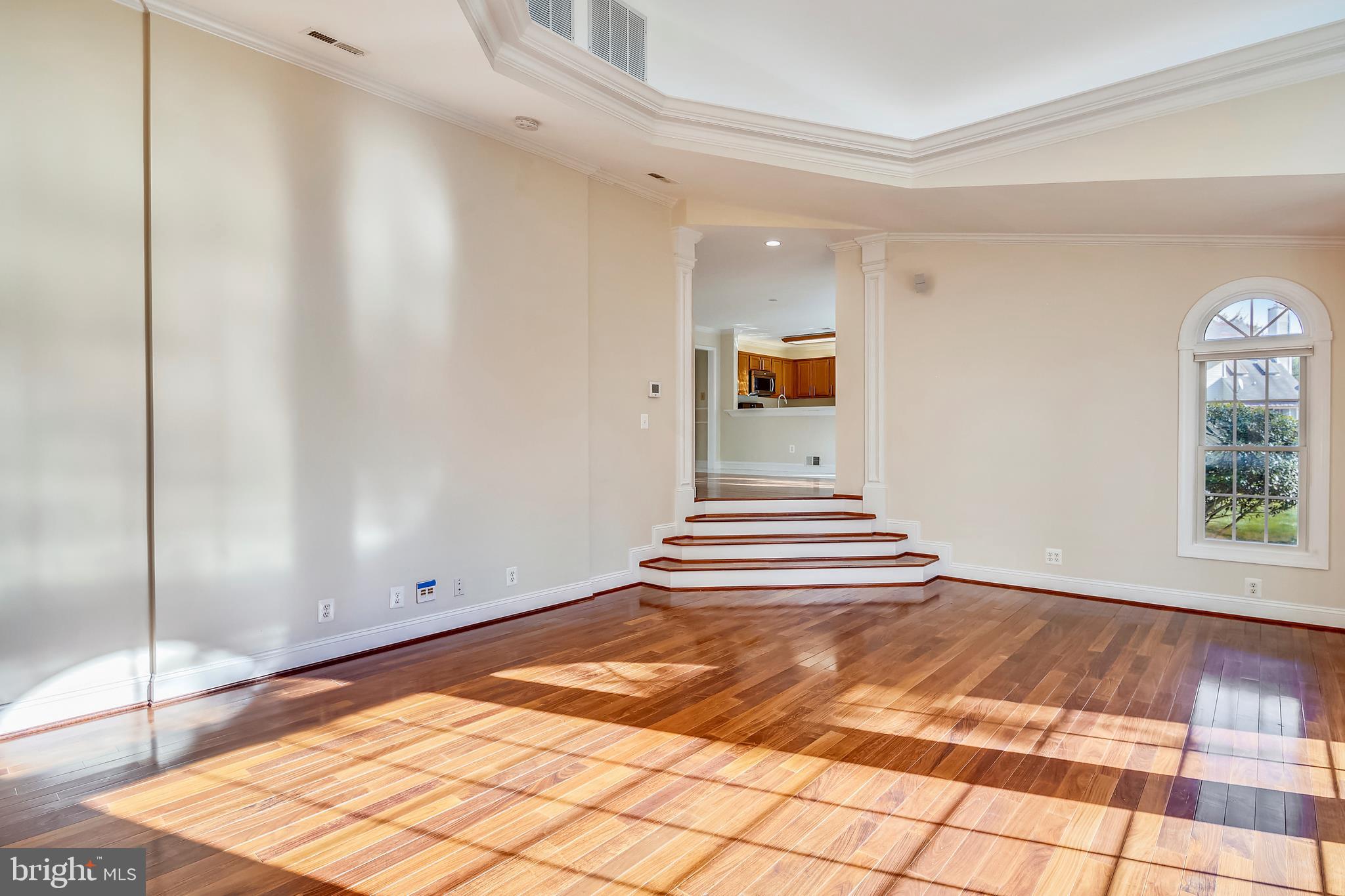 18824 Falling Star Road Germantown, MD 20874 - Photo 10 of 78 Santos Mahoney hardwood flooring