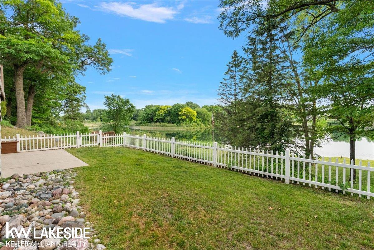 1455 Oak Ridge Road Oxford, MI 48371 - Photo 14 of 78