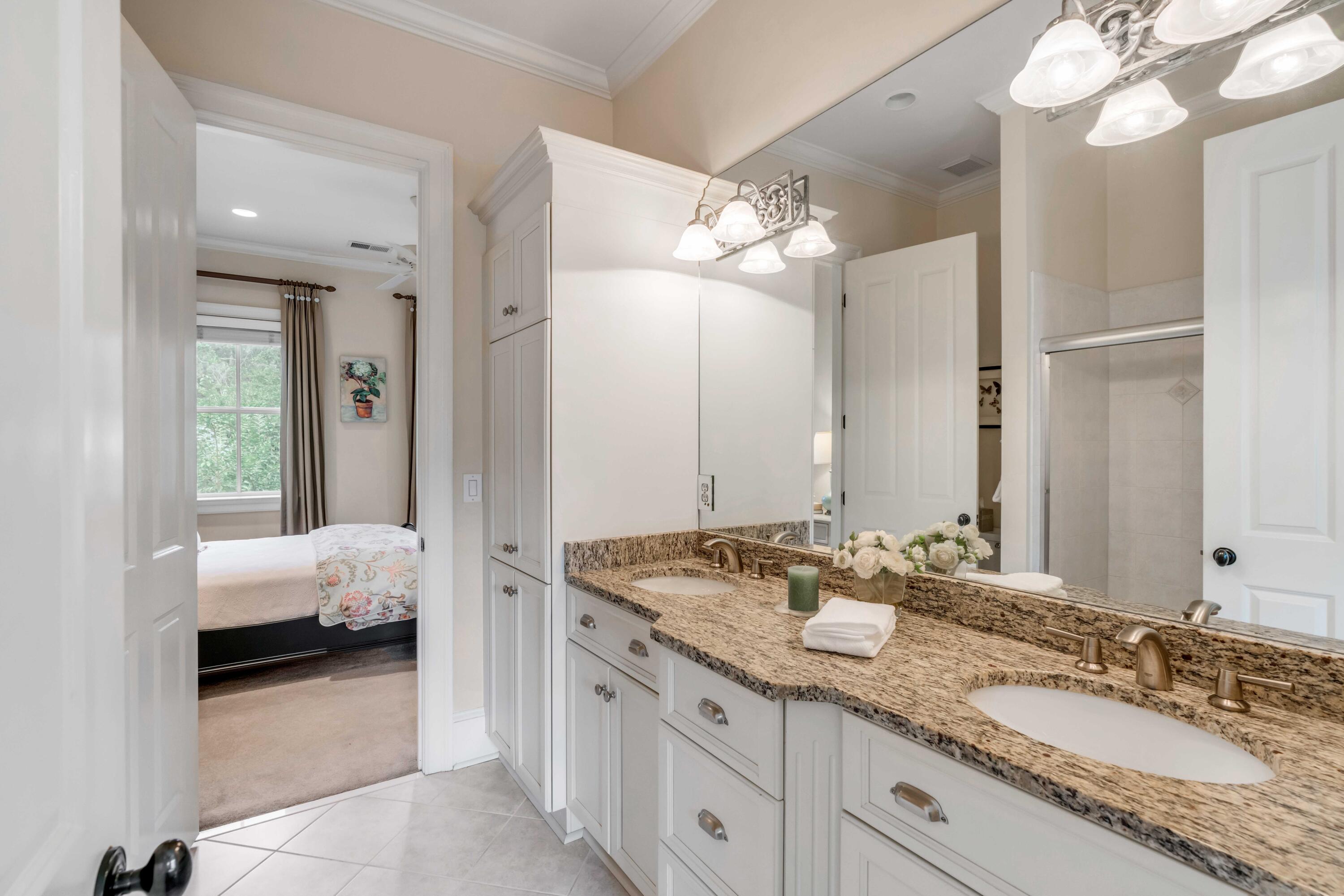 74 Hopetown Road Mount Pleasant, SC 29464 - Photo 38 of 78 Jack-N-Jill Bath
