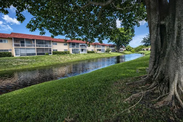 $2,600 | 22335 Palomita Drive, Unit 22335, Boca Raton, FL 33428