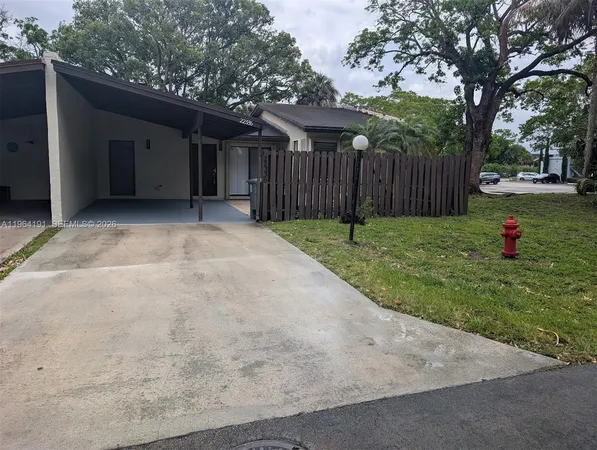 $2,600 | 22335 Palomita Drive, Unit 22335, Boca Raton, FL 33428