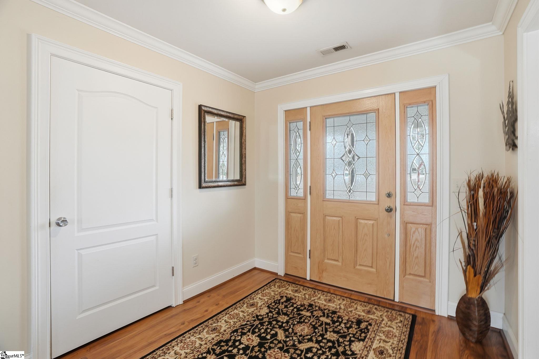 110 Indian Ridge Drive Laurens, SC 29360 - Photo 8 of 46