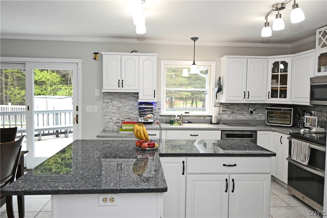 6375 Willow Lane Marcy, NY 13403 - Photo 16 of 49