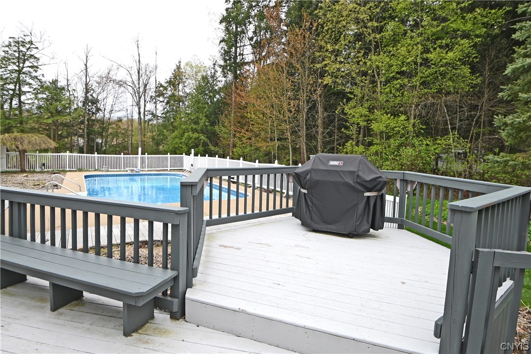 6375 Willow Lane Marcy, NY 13403 - Photo 8 of 49