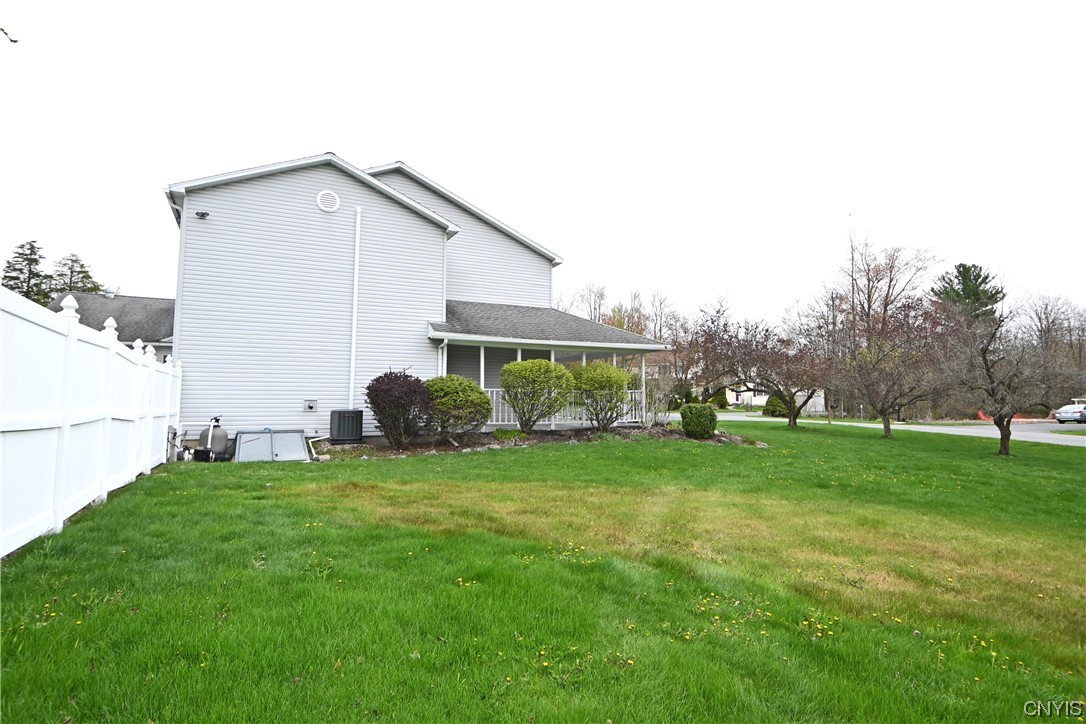 6375 Willow Lane Marcy, NY 13403 - Photo 9 of 49