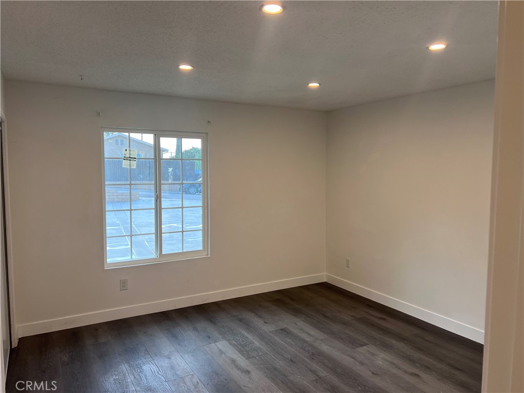195 Masters Avenue Riverside, CA 92507 - Photo 25 of 37
