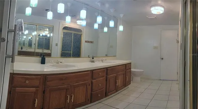 $349,900 | 312 West Cornelius Circle, Sarasota, FL 34232