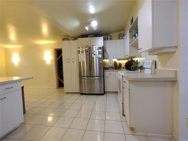 $349,900 | 312 West Cornelius Circle, Sarasota, FL 34232