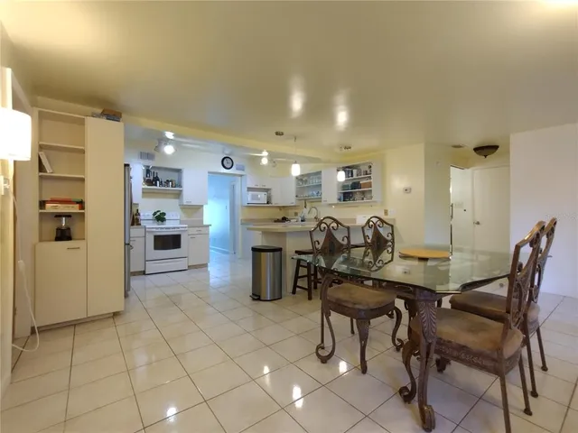 $349,900 | 312 West Cornelius Circle, Sarasota, FL 34232