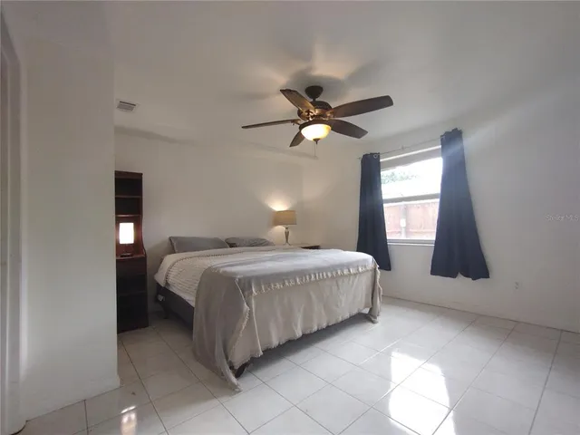 $349,900 | 312 West Cornelius Circle, Sarasota, FL 34232