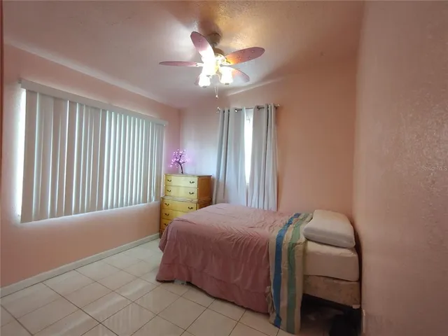 $349,900 | 312 West Cornelius Circle, Sarasota, FL 34232