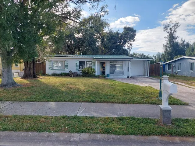 $349,900 | 312 West Cornelius Circle, Sarasota, FL 34232