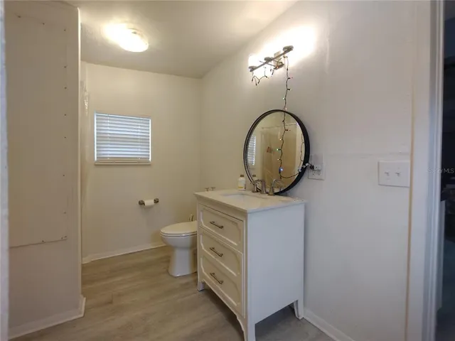 $349,900 | 312 West Cornelius Circle, Sarasota, FL 34232