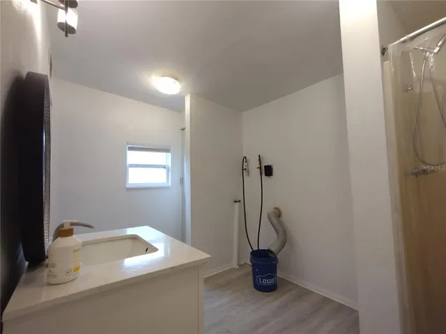 $349,900 | 312 West Cornelius Circle, Sarasota, FL 34232