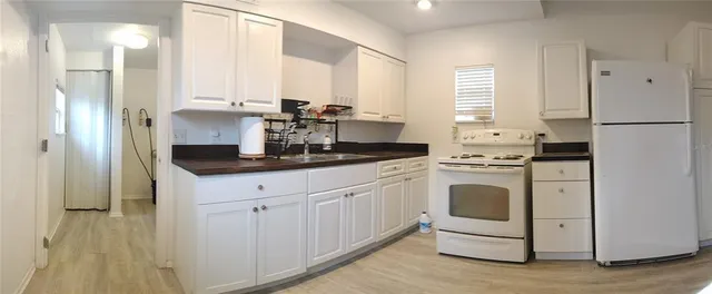 $349,900 | 312 West Cornelius Circle, Sarasota, FL 34232