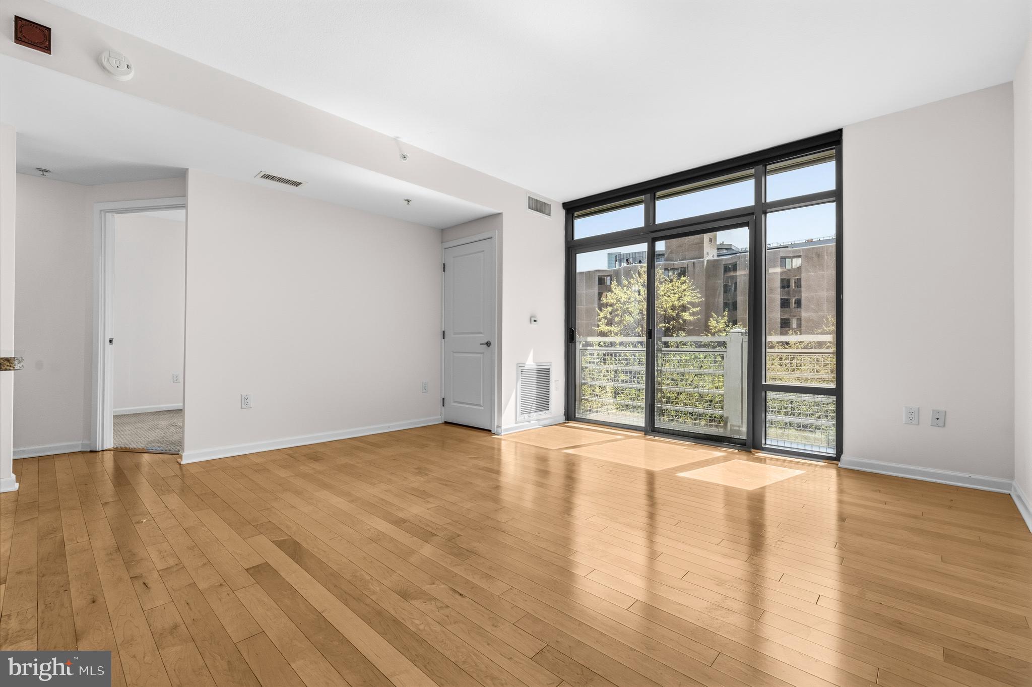 440 L Street Northwest, Unit 502 Washington, DC 20001 - Photo 7 of 23