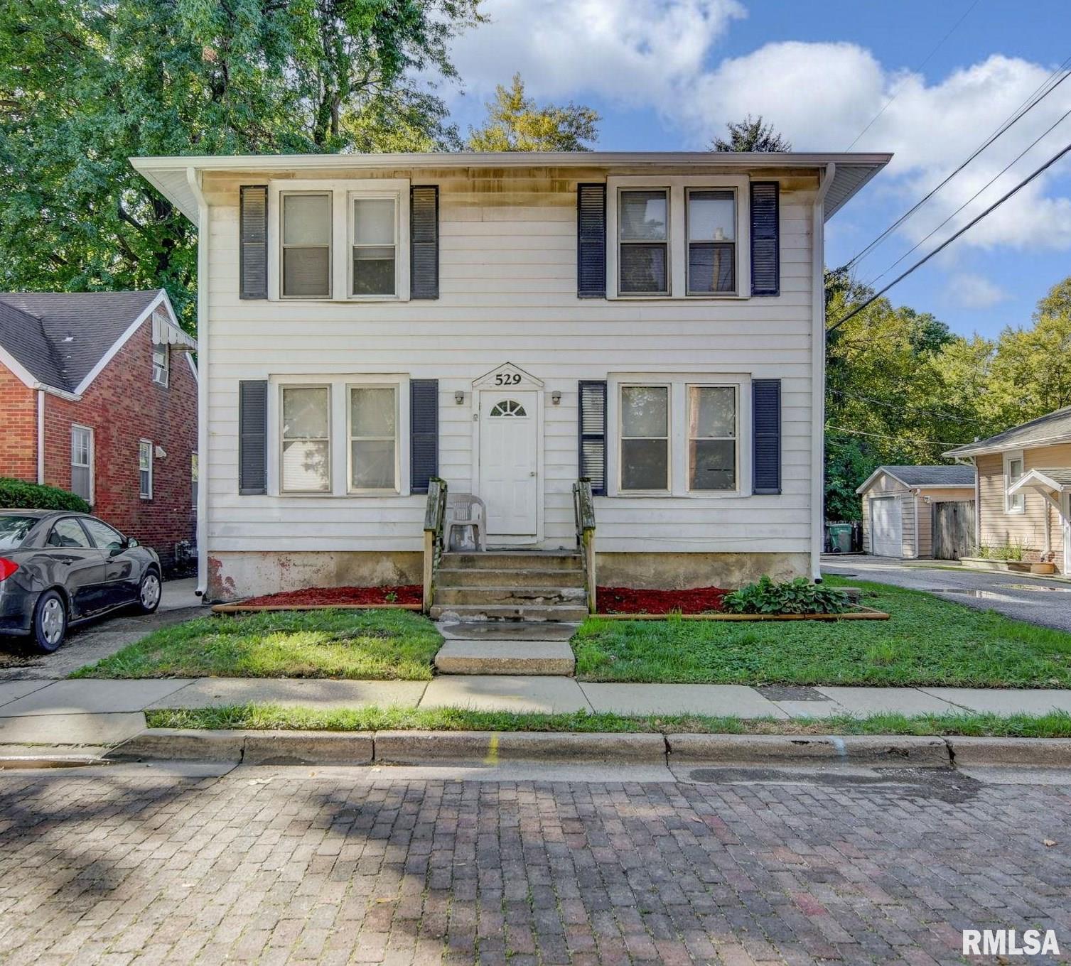 529 South Park Avenue Springfield, IL 62704 - Photo 2 of 5