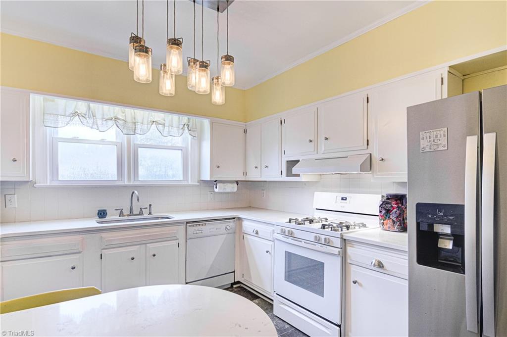 3411 Transou Road Pfafftown, NC 27040 - Photo 15 of 24 Gallery Image 15