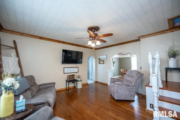 $199,900 | 1426 North Main Street, Lewistown, IL 61542