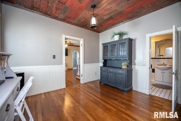 $199,900 | 1426 North Main Street, Lewistown, IL 61542