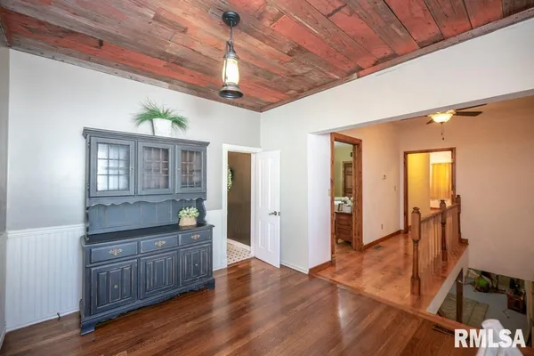 $199,900 | 1426 North Main Street, Lewistown, IL 61542