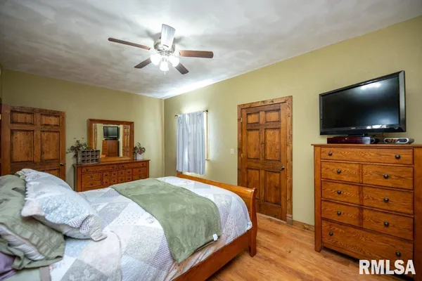 $199,900 | 1426 North Main Street, Lewistown, IL 61542